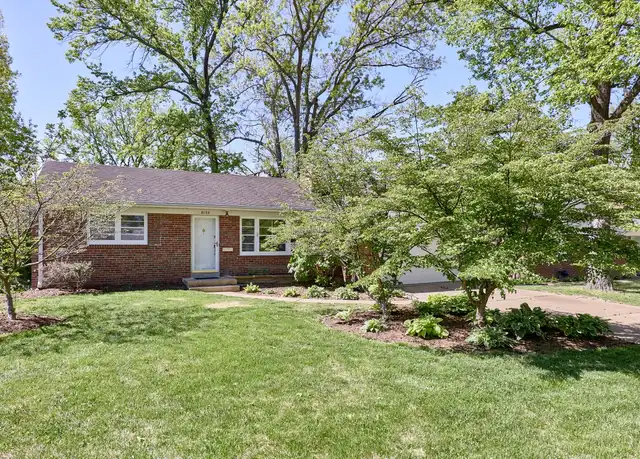 Property at 8138 Halifax Dr, Saint Louis, MO, 63105, 3 beds, 2 baths, [object Object]