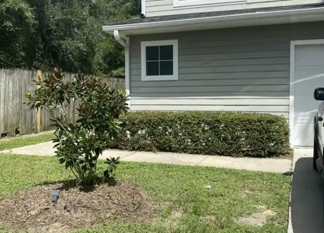 Property at 1571 NW 29 Rd, Gainesville, FL, 32605, 3 beds, 2.5 baths, [object Object]