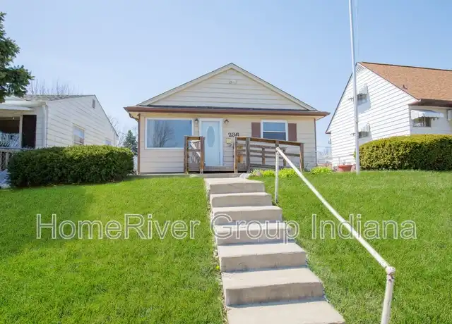 Property at 236 S 3rd Ave, Beech Grove, IN, 46107, 3 beds, 1 bath, [object Object]