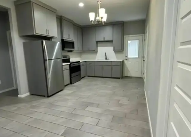Property at 909 W Sunset Valley St Unit 2, Alton, TX, 78573, 3 beds, 2 baths, [object Object]