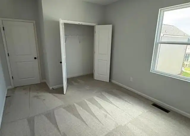 Property at 2721 Creek View Ter NW Unit 2721, Atlanta, GA, 30318, 4 beds, 3.5 baths, [object Object]