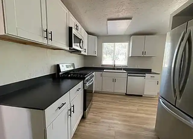 Property at 135 Kachina Dr, Sedona, AZ, 86336, 3 beds, 3 baths, [object Object]