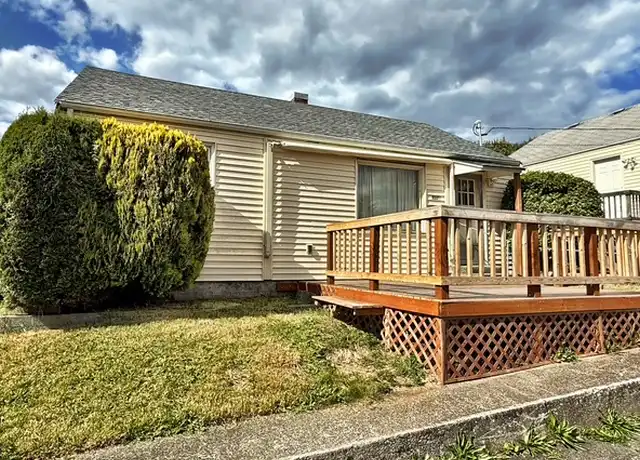 Property at 1137 Naval Ave, Bremerton, WA, 98312, 1 bed, 1 bath, [object Object]