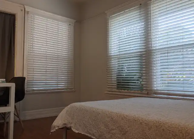 Property at 934 S Lake St Unit 09, Los Angeles, CA, 90006, 1 bed, 2 baths, [object Object]