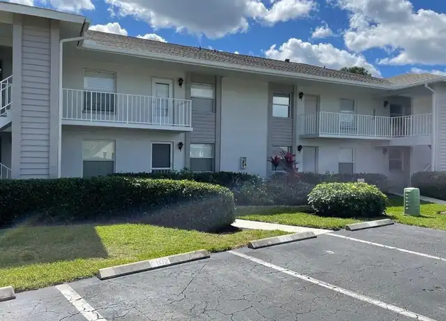 Property at 1302 Derbyshire Ct Unit C104, Naples, FL, 34116, 3 beds, 2 baths, [object Object]