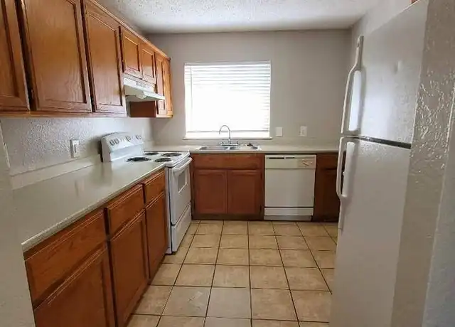 Property at 2505 E 88th St Unit B3, Tulsa, OK, 74137, 2 beds, 2 baths, [object Object]