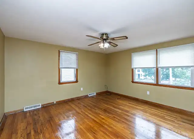 Property at 3190 Ashwood Rd, Cleveland, OH, 44120, 3 beds, 1.5 baths, [object Object]