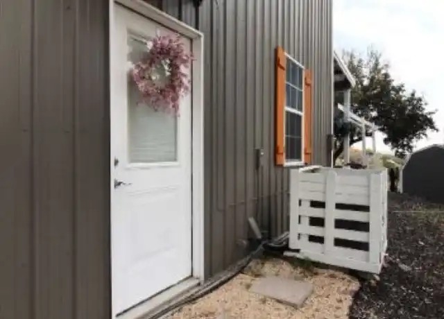 Property at 151 Jones Beach Dr Unit 1, Lakehills, TX, 78063, 1 bed, 1 bath, [object Object]