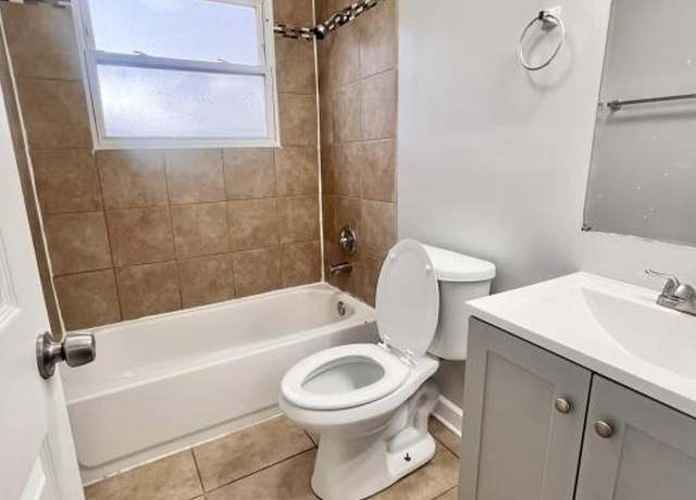 Photo of 3651 176th St, Country Club Hills, IL 60478