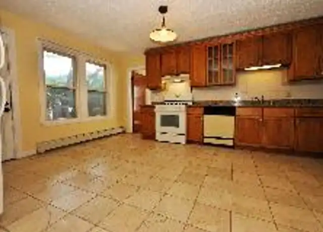 Property at 7 High Street Pl, Brookline, MA, 02445, 2 beds, 1 bath, [object Object]