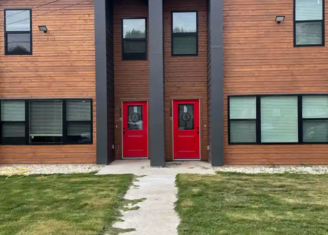 Property at 808 E Mitchell St Unit B, Waco, TX, 76704, 3 beds, 2.5 baths, [object Object]