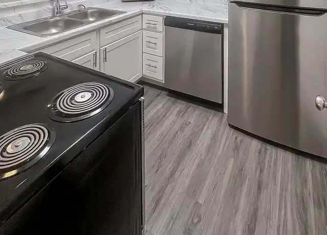 Property at Stonebrook Apartments - 9301 N MacArthur Blvd, Oklahoma City, OK, 73132, 1 bed, 1 bath, [object Object]