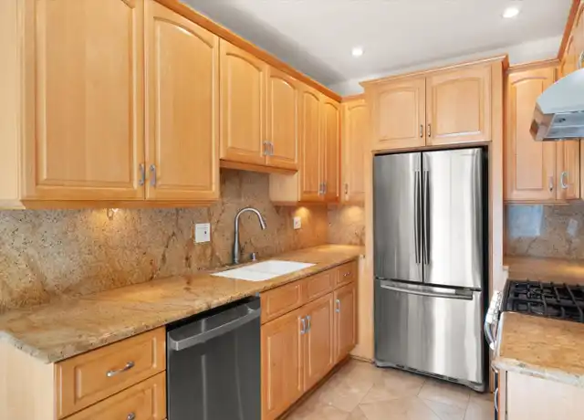 Property at 15153 Burbank Blvd #1, Van Nuys, CA, 91411, 2 beds, 2.5 baths, [object Object]