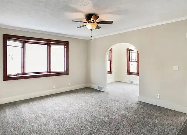 Property at 517 4th Ave E, Williston, ND, 58801, 3 beds, 2 baths, [object Object]
