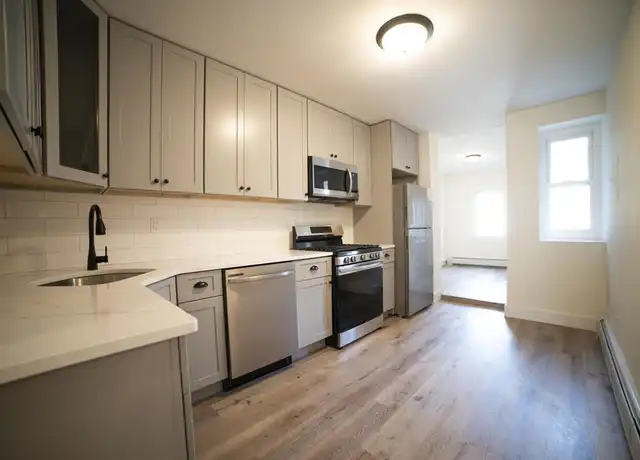 Property at 206 48th St Unit 2, Union City, NJ, 07087, 3 beds, 1 bath, [object Object]