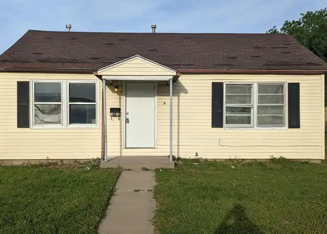Property at 1632 S Glenn Ave, Wichita, KS, 67213, 2 beds, 1 bath, [object Object]