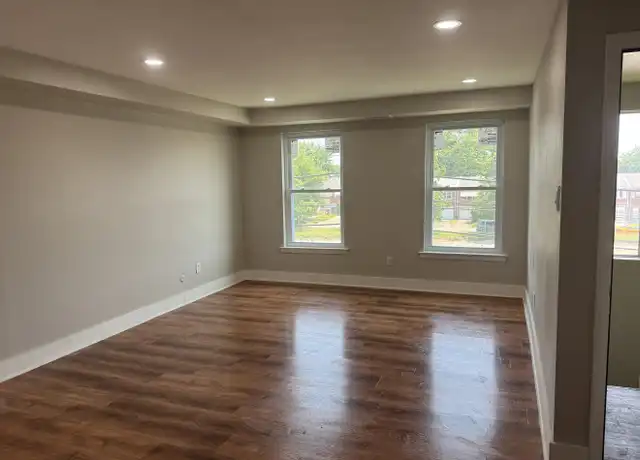 Property at 2740 Island Ave Unit 2, Philadelphia, PA, 19153, 2 beds, 1 bath, [object Object]