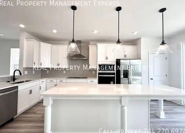Property at 13013 Moon Rd, Charlotte, NC, 28277, 3 beds, 3.5 baths, [object Object]