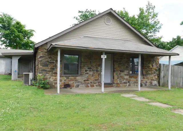 Property at 214 S Main St, Hackett, AR, 72937, 3 beds, 1 bath, [object Object]