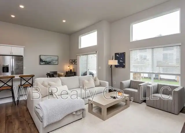 Property at 9750 Turnpoint Dr, West Des Moines, IA, 50266, 3 beds, 3 baths, [object Object]