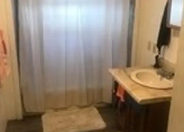 Property at 37 Winter St Unit 1R, Fitchburg, MA, 01420, 1 bed, 1 bath, [object Object]