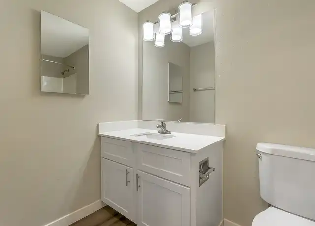 Property at Alderwood Heights - 18124 36th Ave W, Lynnwood, WA, 98037, 1 bed, 1 bath, [object Object]