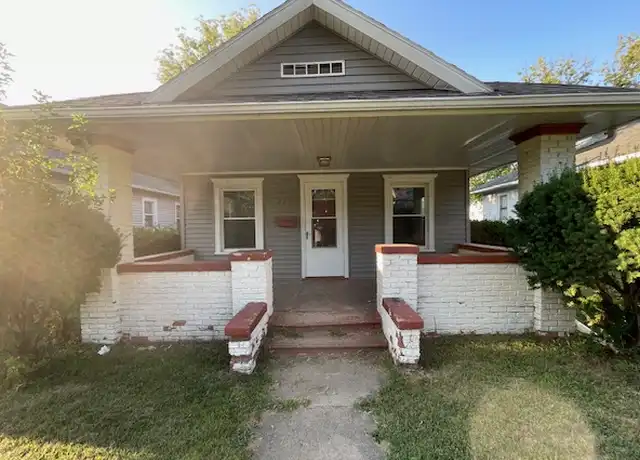 Property at 237 E Victoria St, South Bend, IN, 46614, 3 beds, 1 bath, [object Object]