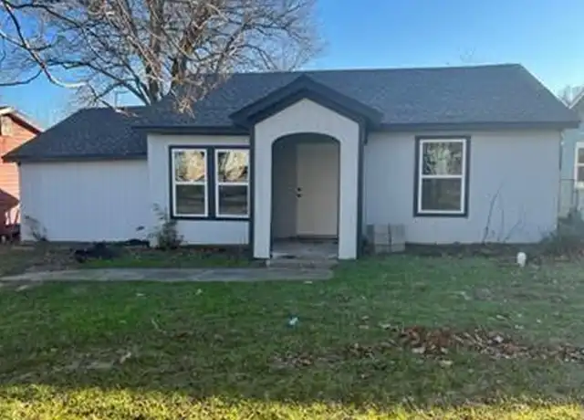 Property at 1010 W Texas St, Denison, TX, 75020, 2 beds, 1 bath, [object Object]