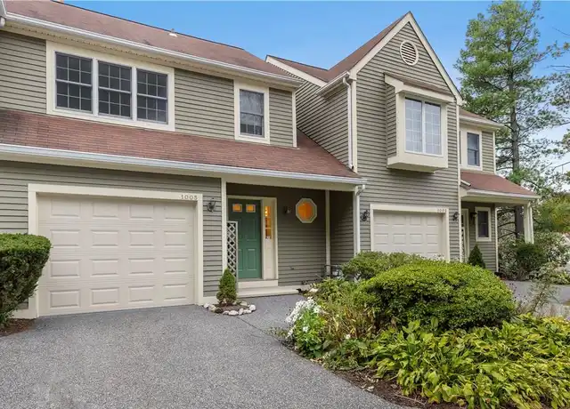 Property at 1005 Kensington Way, Mount Kisco, NY, 10549, 2 beds, 2.5 baths, [object Object]