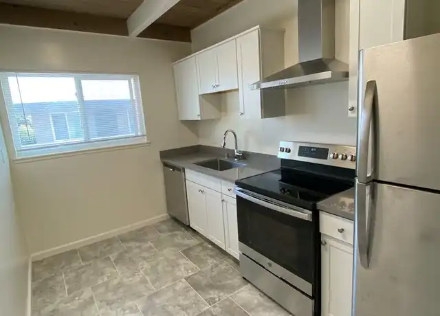 Property at 21 E 40th Ave Unit 10, San Mateo, CA, 94403, 0 beds, 1 bath, [object Object]