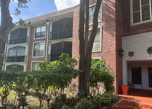 Property at 3760 Inverrary Dr Unit 1D, Lauderhill, FL, 33319, 1 bed, 1.5 baths, [object Object]