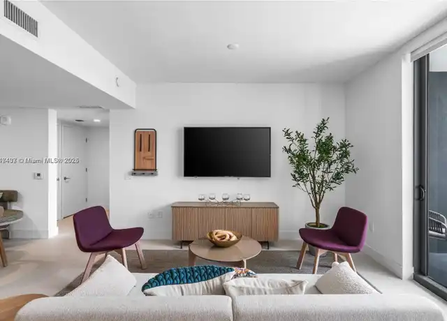 Property at 159 NE 6th St #3101, Miami, FL, 33132, 2 beds, 2 baths, [object Object]