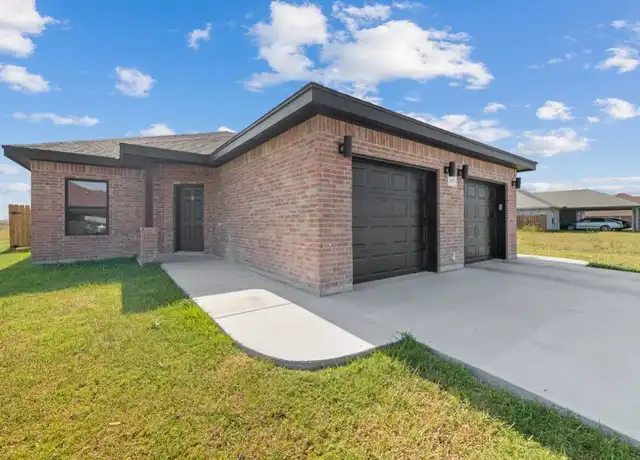 Property at 1117 Escondido Ln E Unit B, Harlingen, TX, 78550, 3 beds, 2 baths, [object Object]