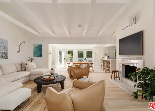 Property at 712 San Lorenzo St, Santa Monica, CA, 90402, 5 beds, 5 baths, [object Object]
