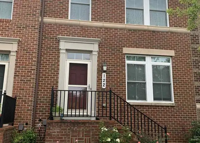 Property at 122 Parkview Ave, Gaithersburg, MD, 20878, 3 beds, 3.5 baths, [object Object]