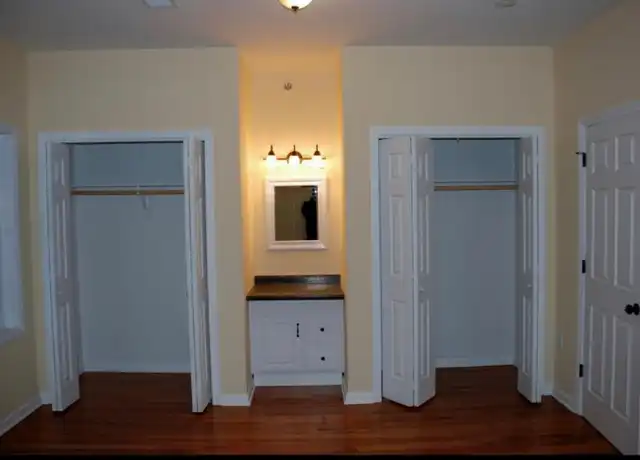 Property at 327 S Park St, Elizabethport, NJ, 07206, 2 beds, 1 bath, [object Object]