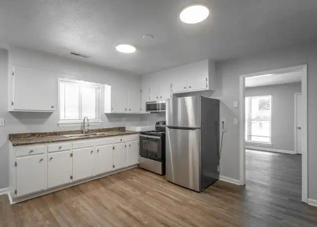 Property at 3339 Pinewood Ave Unit B, Chattanooga, TN, 37411, 2 beds, 1 bath, [object Object]