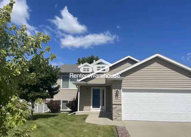 Property at 5911 Excalibur Ct NW, Rochester, MN, 55901, 4 beds, 2 baths, [object Object]