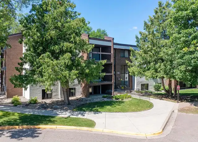 Property at Barbary Knoll Apartments - 1596 Millpond Ct, Chaska, MN, 55318, 1-2 bed, 1 bath, Contact for Price
