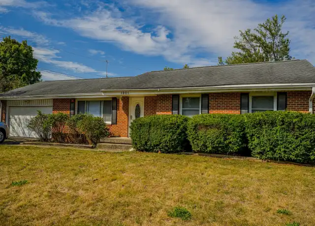 Property at 1901 N Maplewood Ave, Muncie, IN, 47304, 4 beds, 1 bath, [object Object]
