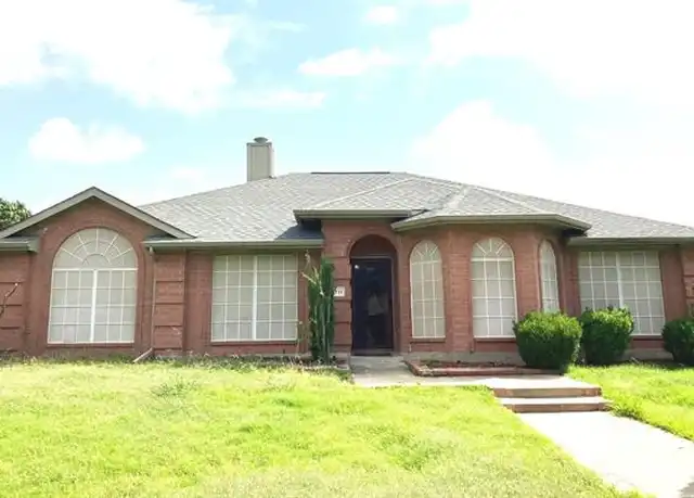 Property at 3711 Blossom Dr, Sachse, TX, 75048, 4 beds, 2 baths, [object Object]