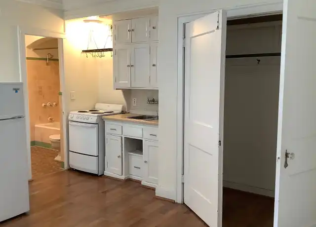 Property at 900 Summit Ave S Unit 106, Minneapolis, MN, 55403, 0 beds, 1 bath, [object Object]