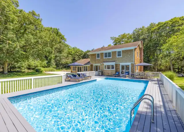 Property at 55 Edge of Woods Rd, Southampton, NY, 11968, 4 beds, 2.5 baths, [object Object]