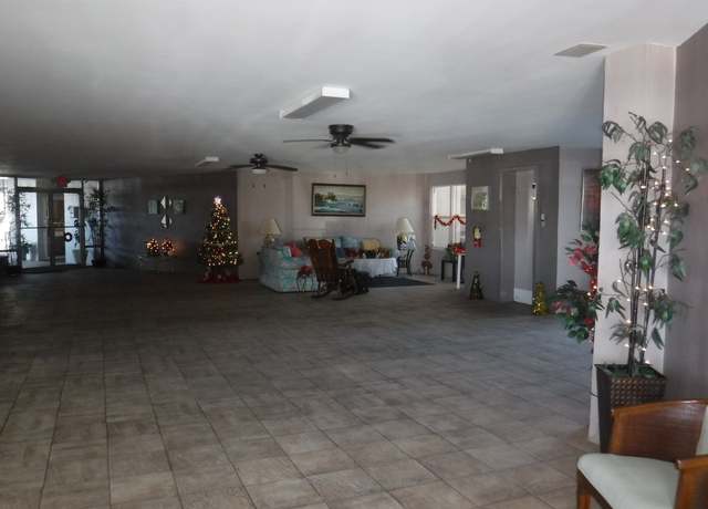 Photo of 3100 Harbor Blvd, Port Charlotte, FL 33952