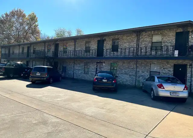 Property at 818 N Parker Rd Apt 4, Russellville, AR, 72801, 2 beds, 1 bath, [object Object]