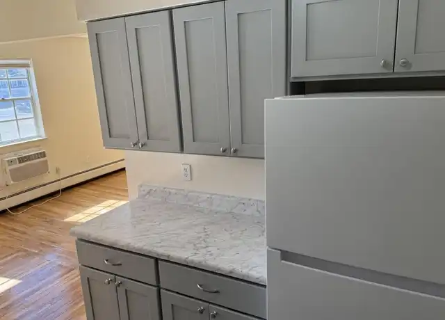 Property at 11 On the Grn Unit 4, New Windsor, NY, 12553, 1 bed, 1 bath, [object Object]
