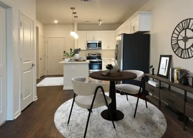 Property at 2009 Peabody Ave Unit 2009-205, Memphis, TN, 38104, 2 beds, 2 baths, [object Object]
