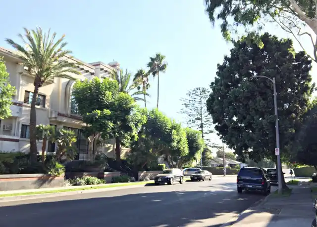 Property at 12811 Caswell Ave Unit 3, Los Angeles, CA, 90066, 1 bed, 1 bath, [object Object]