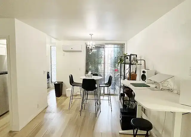 Property at 4255 W 5th St, Los Angeles, CA, 90020, 1 bed, 1 bath, [object Object]