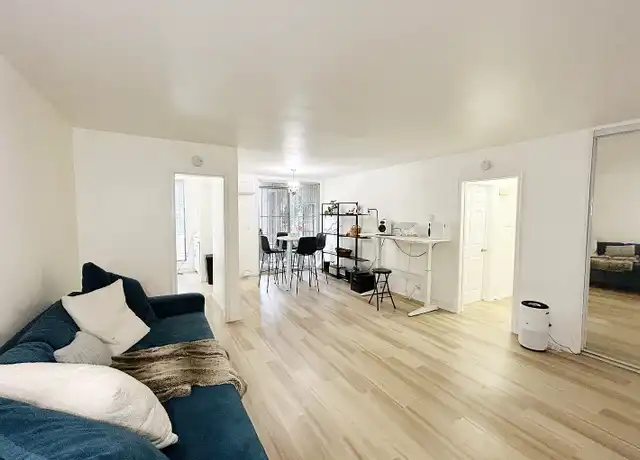 Property at 4255 W 5th St, Los Angeles, CA, 90020, 1 bed, 1 bath, [object Object]